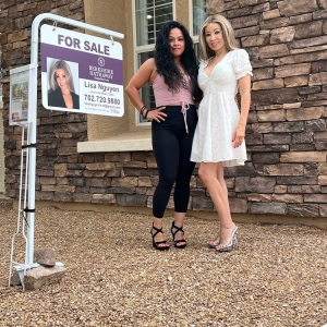Photo of Lisa Nguyen - Berkshire Hathaway HomeServices