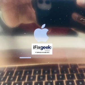 Photo of iFixGeek