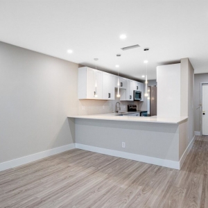Photo of Anna Kuzminova- Coldwell Banker Residential Real Estate