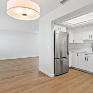 Photo of Anna Kuzminova- Coldwell Banker Residential Real Estate