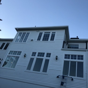 Photo of Diamond Window and Gutter Cleaning