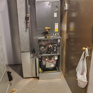 Photo of Handz of Gold Heating and Cooling