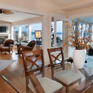 Bellevue Chrissoon Real Estate