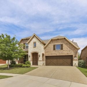 Photo of Vivian Real Estate Group - Compass