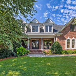 Photo of Kathy Garrick Realtor