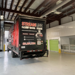 Photo of Streamline Moving