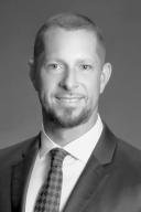 Photo of Edward Jones - Financial Advisor: Ryan D Bennett