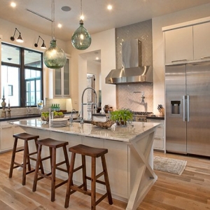 Photo of Christina Vera - KW Consultants Realty
