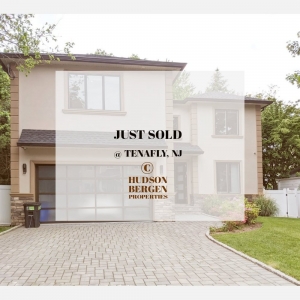 Photo of Sharleen Yuan - Â Buy Sell Love NJ