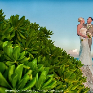 Photo of Larimar Travels