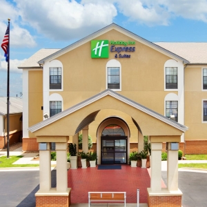 Photo of Holiday Inn Express & Suites North Little Rock