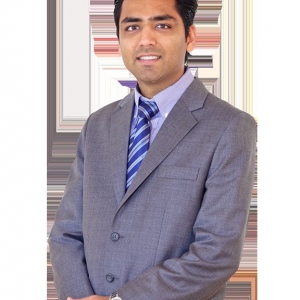 Photo of Tushar Shah - William Raveis Real Estate