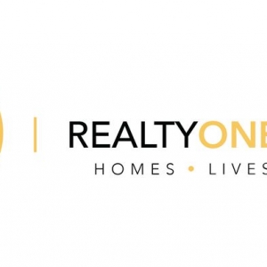 Photo of Debra Lane - Realty ONE Group