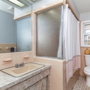 Photo of A1 Tub & Tile Refinishers