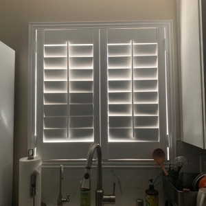 Photo of Top Wood Shutter