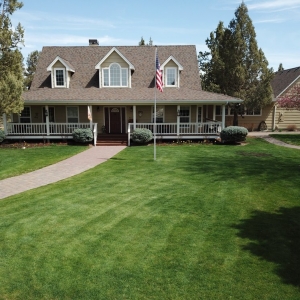 Photo of Deschutes Roofing