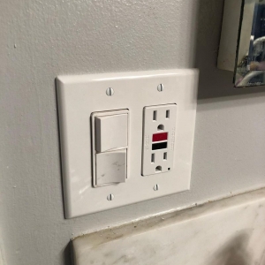 Photo of Stand Up Electricians