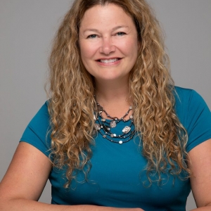 Photo of Jennifer Suemnicht-RE/MAX Metro Realty