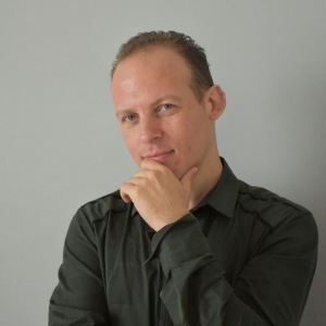 Photo of Alex Genadinik