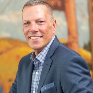 Photo of Eric Rahe - Vanguard Properties
