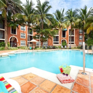 Photo of Crescent House Apartments