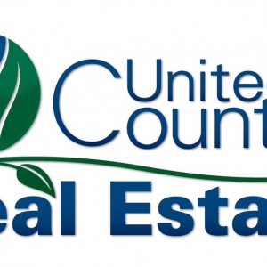 Photo of Annie Hilman - United Country Real Estate