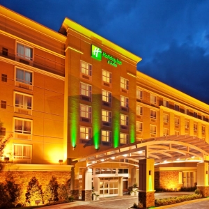 Photo of Holiday Inn & Suites Memphis - Wolfchase Galleria