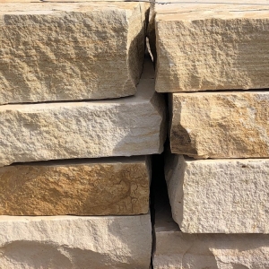 Photo of Arrow Rock & Stone