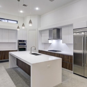 Photo of Luxe Italy kitchens