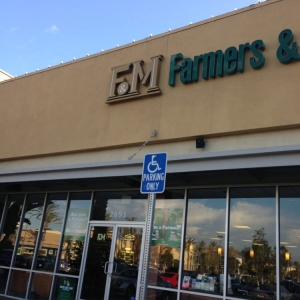 Photo of Farmers & Merchants Bank
