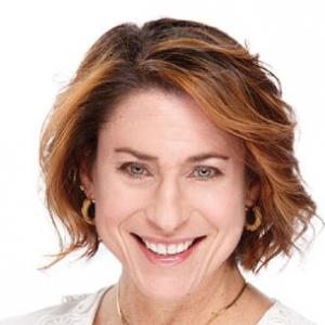 Photo of Linda Raymond - William Raveis Real Estate