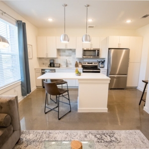 Photo of Bishop Highline Apartments