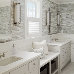 Photo of Windsor Cabinet