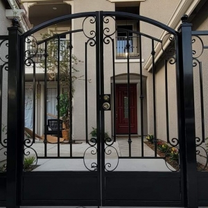 San Jose Palomeque Fence