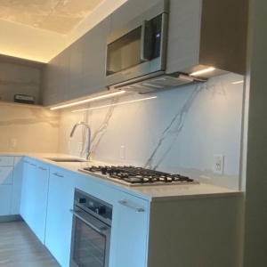 Chicago B&B Formica, Corian & Granite