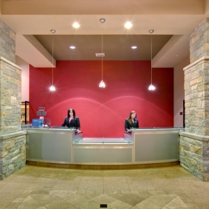 Photo of Crowne Plaza Milwaukee South