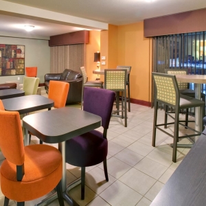 Photo of Crowne Plaza Milwaukee South