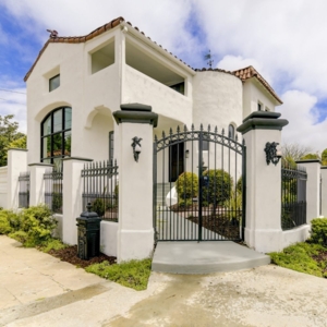 Photo of Kelly Kelson - Realtor