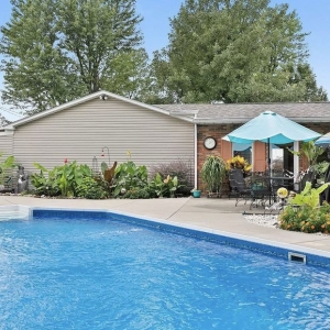 Photo of Julie Mayfield - Keller Williams Marquee