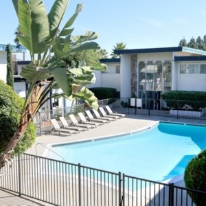 Photo of Corinthian Apartments