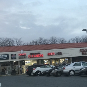 Photo of LookSharp Cleaners Glenmont