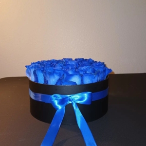 Photo of De Luxe Roses 915