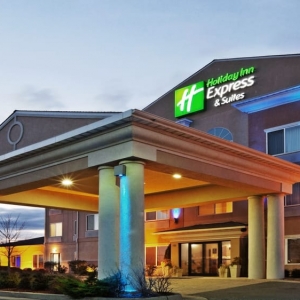 Photo of Holiday Inn Express & Suites - Chickasha
