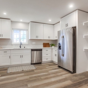 Escondido Broadpoint Properties