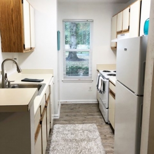 Photo of Luna Pointe Apartments