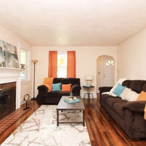 Photo of Candy McLean - Real Estate Agent