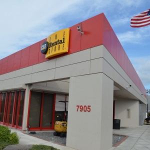 Photo of CAT Rental Equipment Kelly Tractor