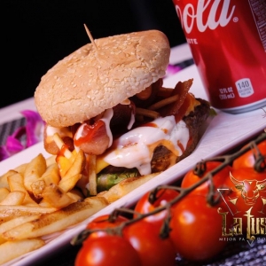 Photo of La Nueva Elegancia Restaurant & Lounge