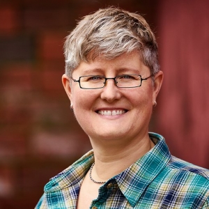 Photo of Julee Felsman at Guaranteed Rate