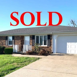 Photo of Laurel Buys Houses